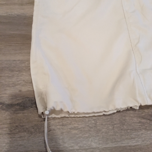 Cream cargo skirt - Picture 3 of 3